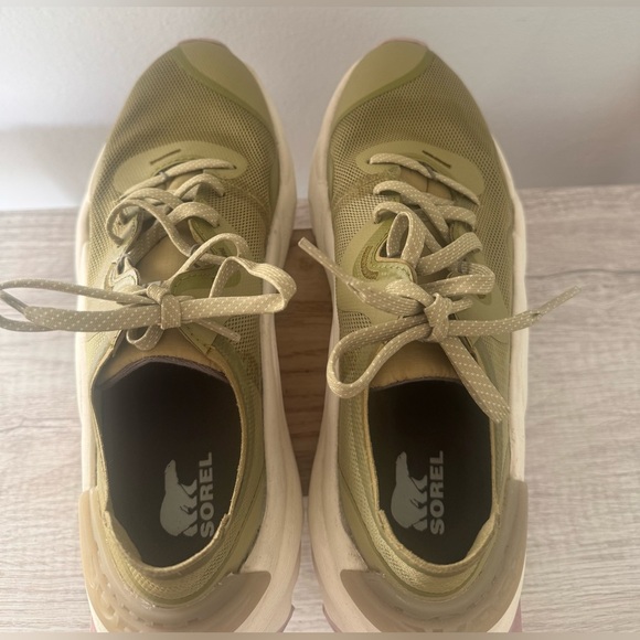 Sorel Kinetic RNEGD Float Shoes Olive Mauve Sporty Comfy Stylish Size 7 - Picture 6 of 9